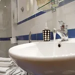 San Peter 4*
