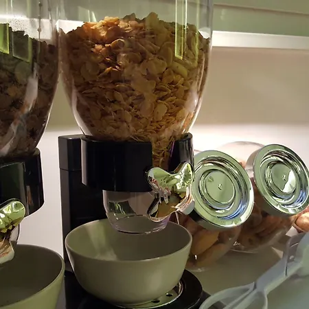 לינה וארוחת בוקר San Peter