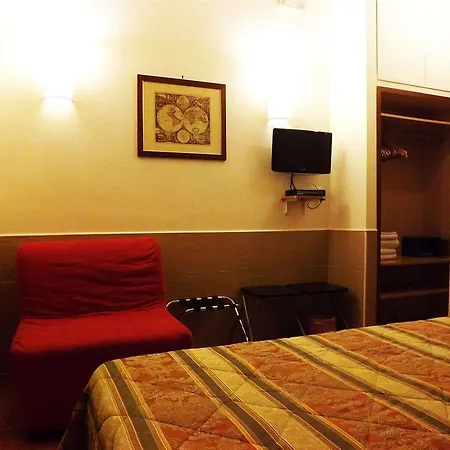 San Peter Oda ve Kahvaltı 4*