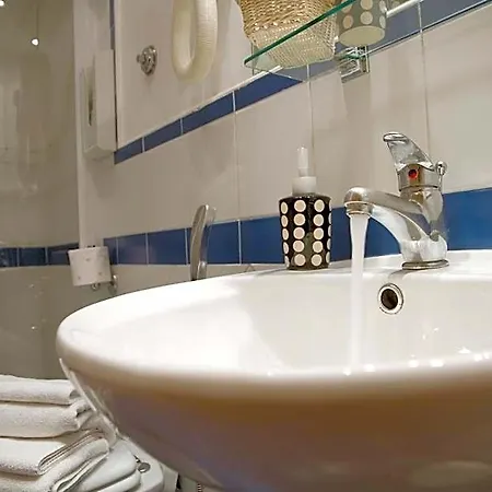 Bed & Breakfast San Peter 3*