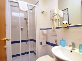 San Peter Alojamento de Acomodação e Pequeno-almoço 2*