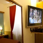 San Peter 4* Rome